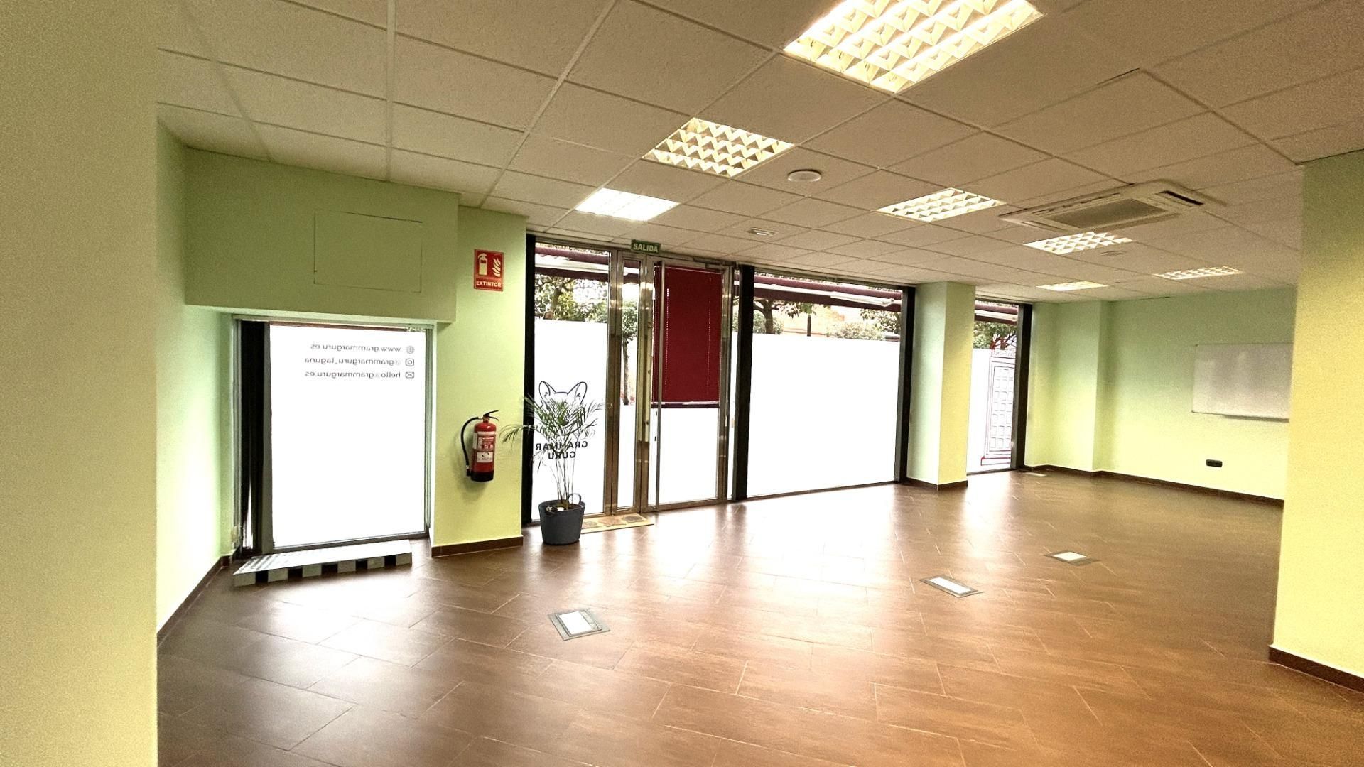 Premises to rent in Laguna de Duero  with Air Conditioner