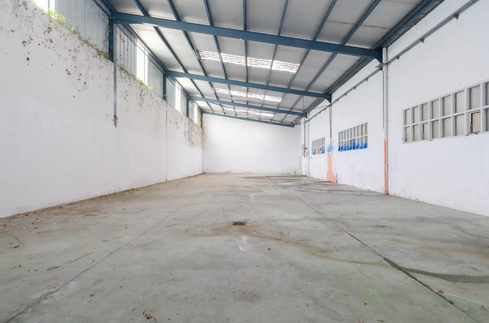 Nave industrial en venta en Piloña