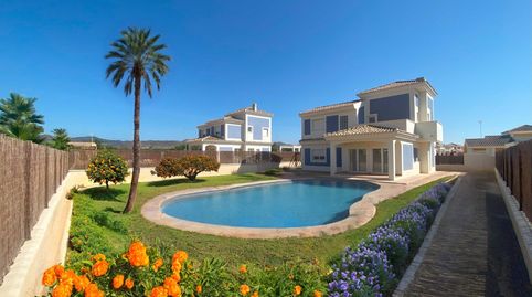 VENTA DE VILLA INDEPENDIENTE EN JARDINES DE LA ALMENARA, LORCA