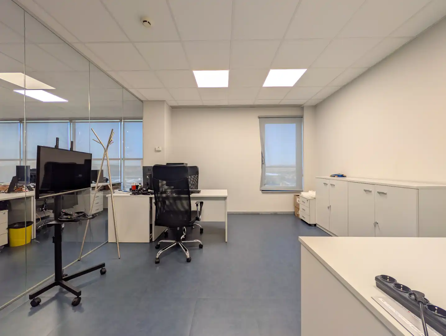 Bureau avec ascenseur à louer à Calle Marie Curie, imagen 10