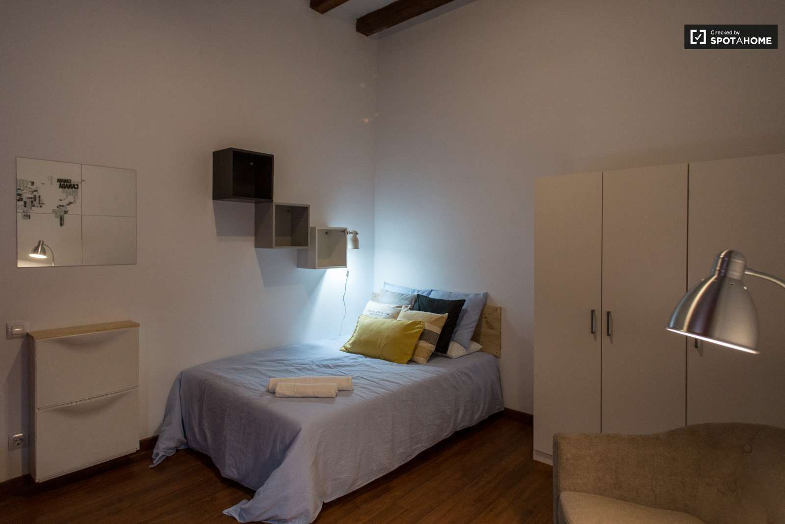 Flat to share in Dreta de l'Eixample