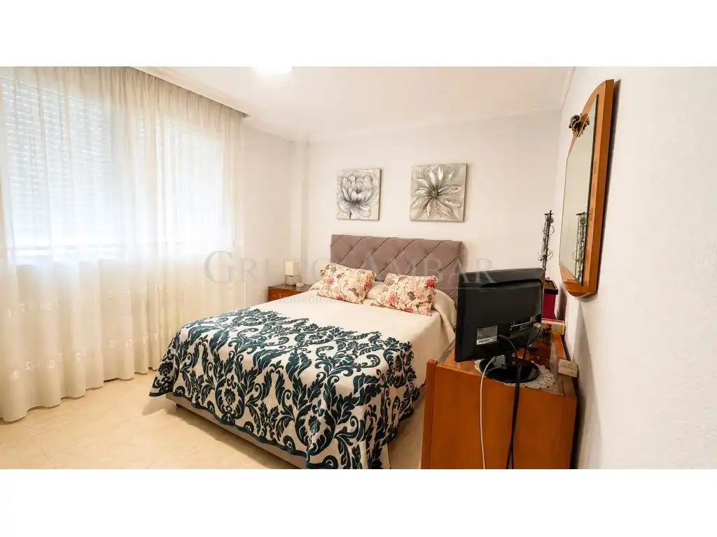 Schlafzimmer von Erdgeschoss zum Verkauf in Eivissa