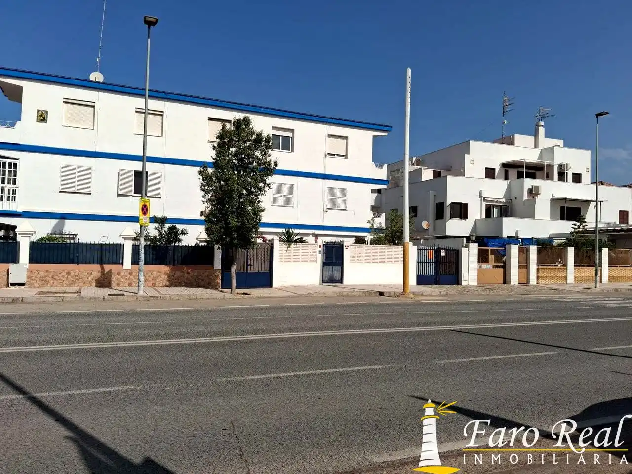 Vista exterior de Apartamento de alquiler en Sanlúcar de Barrameda con Aire acondicionado y Amueblado