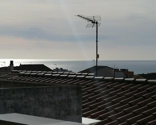 Vista exterior de Casa adosada en venda en Vilanova i la Geltrú amb Calefacció, Terrassa i Traster