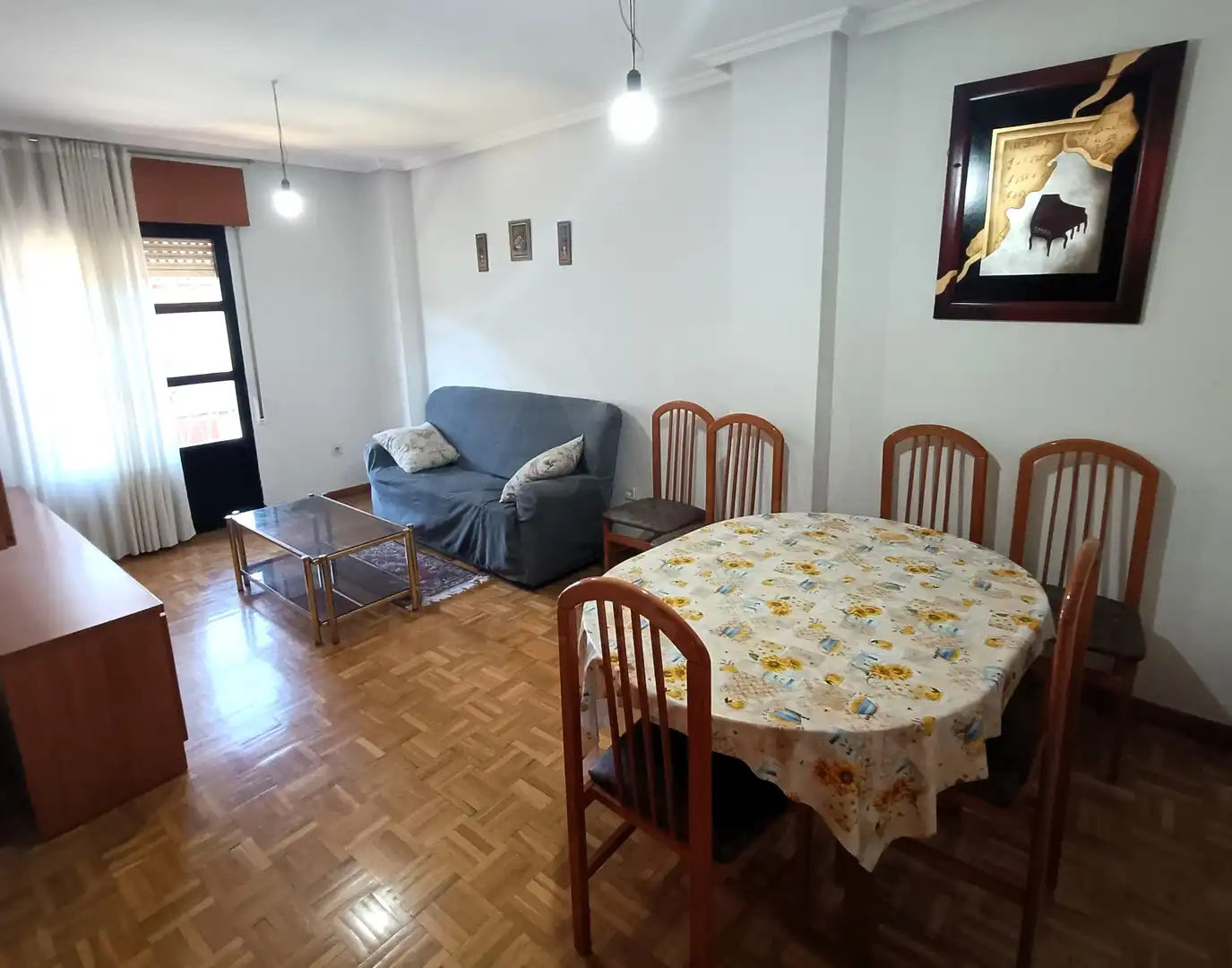 Sala de estar de Edificio en venta en Sahagún
