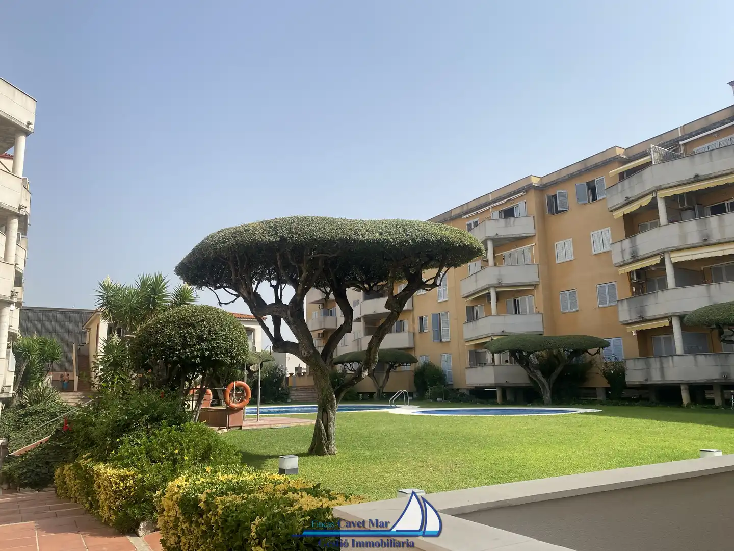 Exterior view of Apartments for sale in Cambrils  with Terrace, Furnished and Community pool