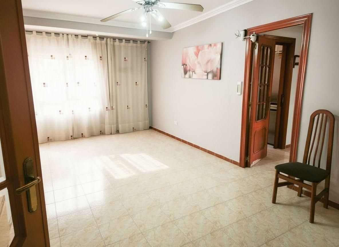 Bedroom of Flat for sale in  Valencia Capital  with Balcony
