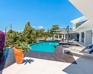 Exterior view of House or chalet for sale in Marbella  with Terrace and Swimming Pool