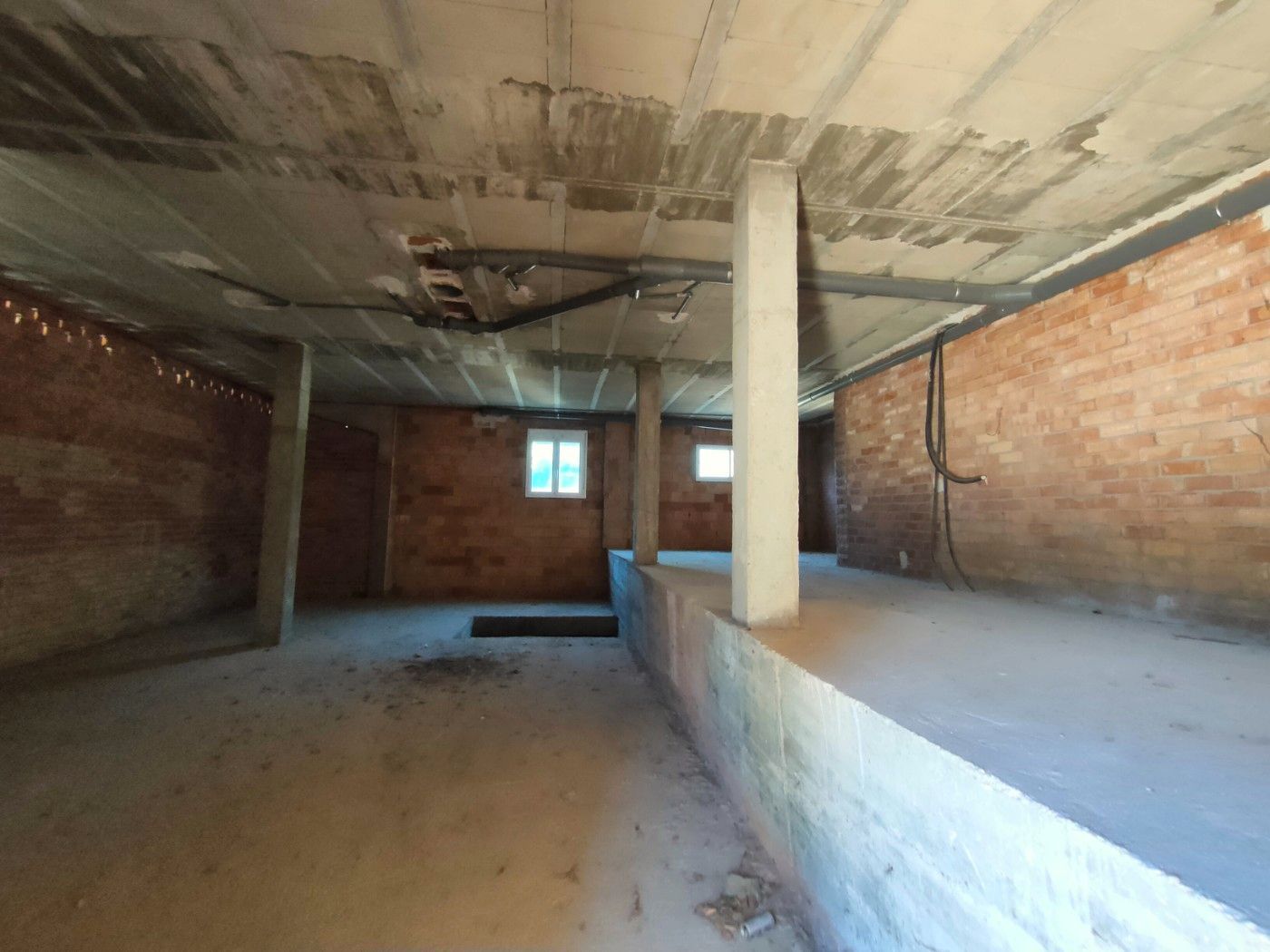 Premises for sale in Ponts