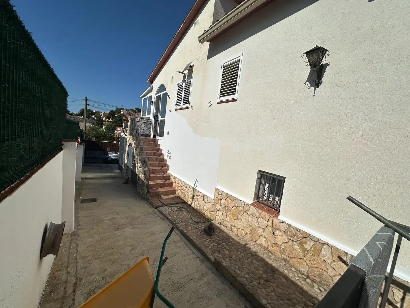 Vista exterior de Casa o chalet en venta en La Pobla de Montornès   con Aire acondicionado, Calefacción y Jardín privado