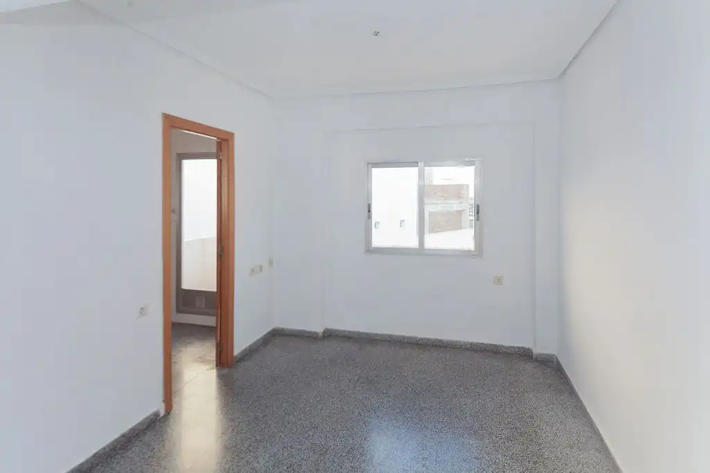 Piso en venta en Paterna con Balcón