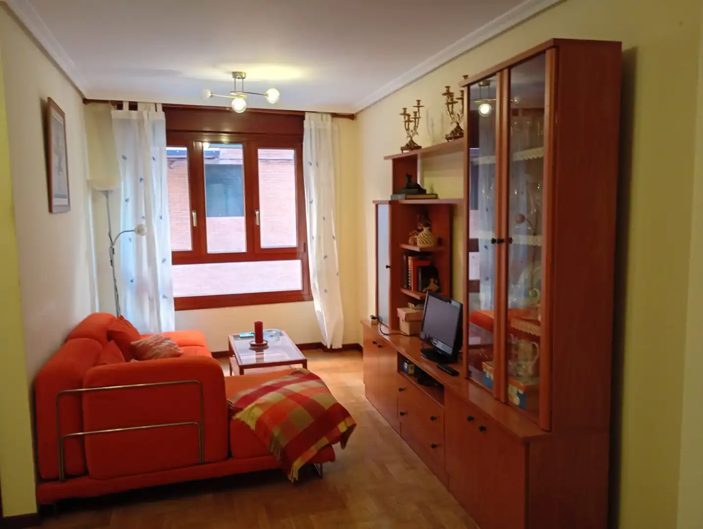 Piso en venta en Calle Dolores, Llano