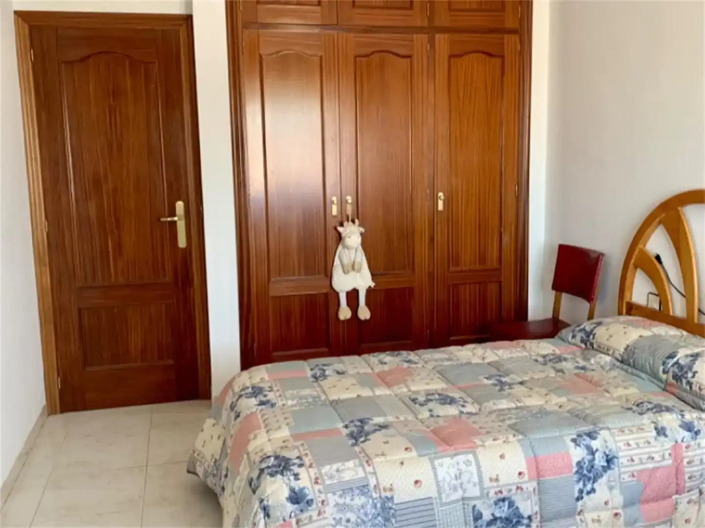 Habitación de Piso en venta en Villaquejida con Trastero, Amueblado y Balcón