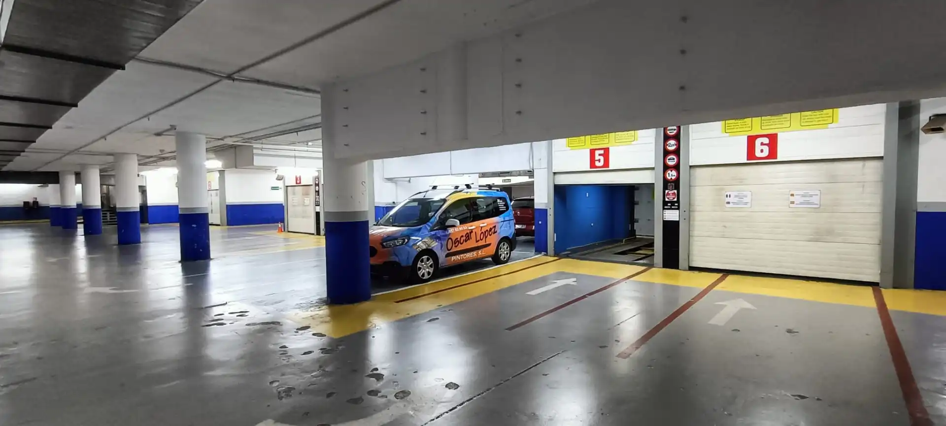 Parking of Garage for rent in Barcelona  with Alarm