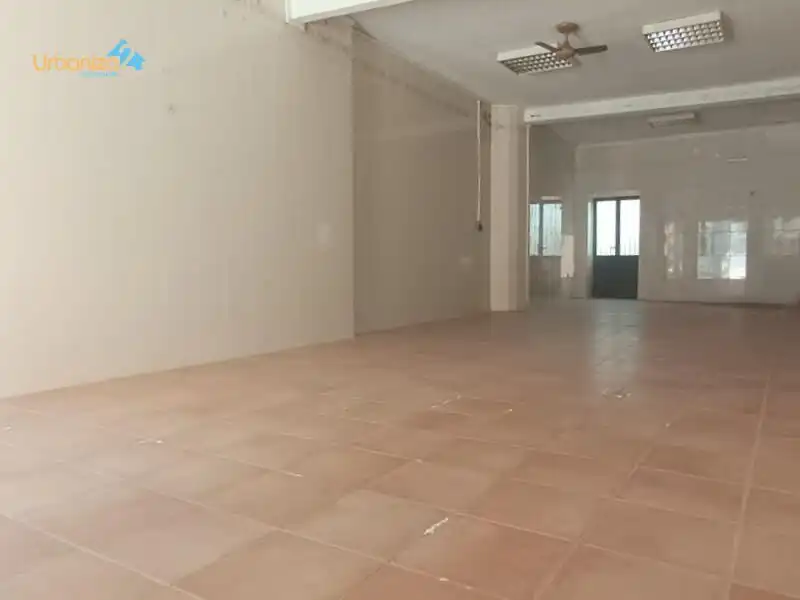 Local en venta en Puebla de Obando con Aire acondicionado