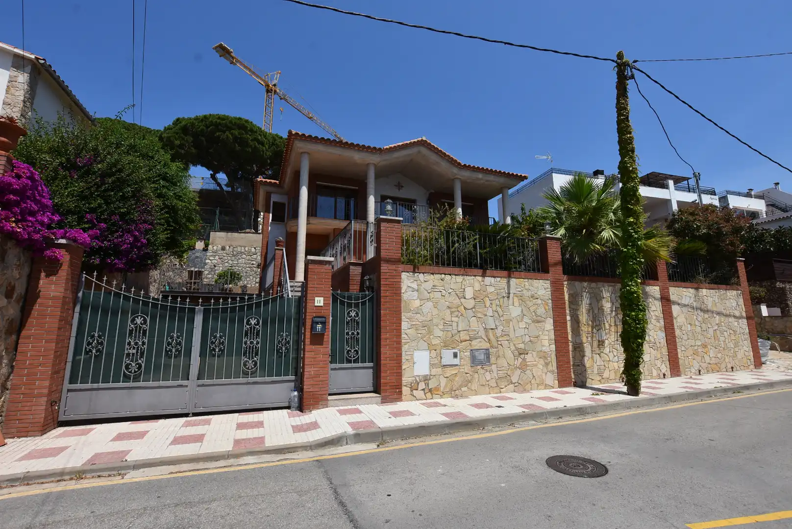 Vista exterior de Casa o chalet en venta en Castell d'Aro, Platja d'Aro i s'Agaró con Aire acondicionado, Calefacción y Jardín privado