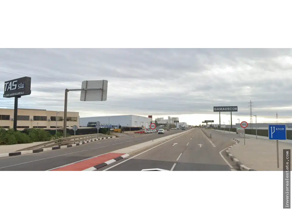 Industrial building for sale in Avenida Alemania-Italia