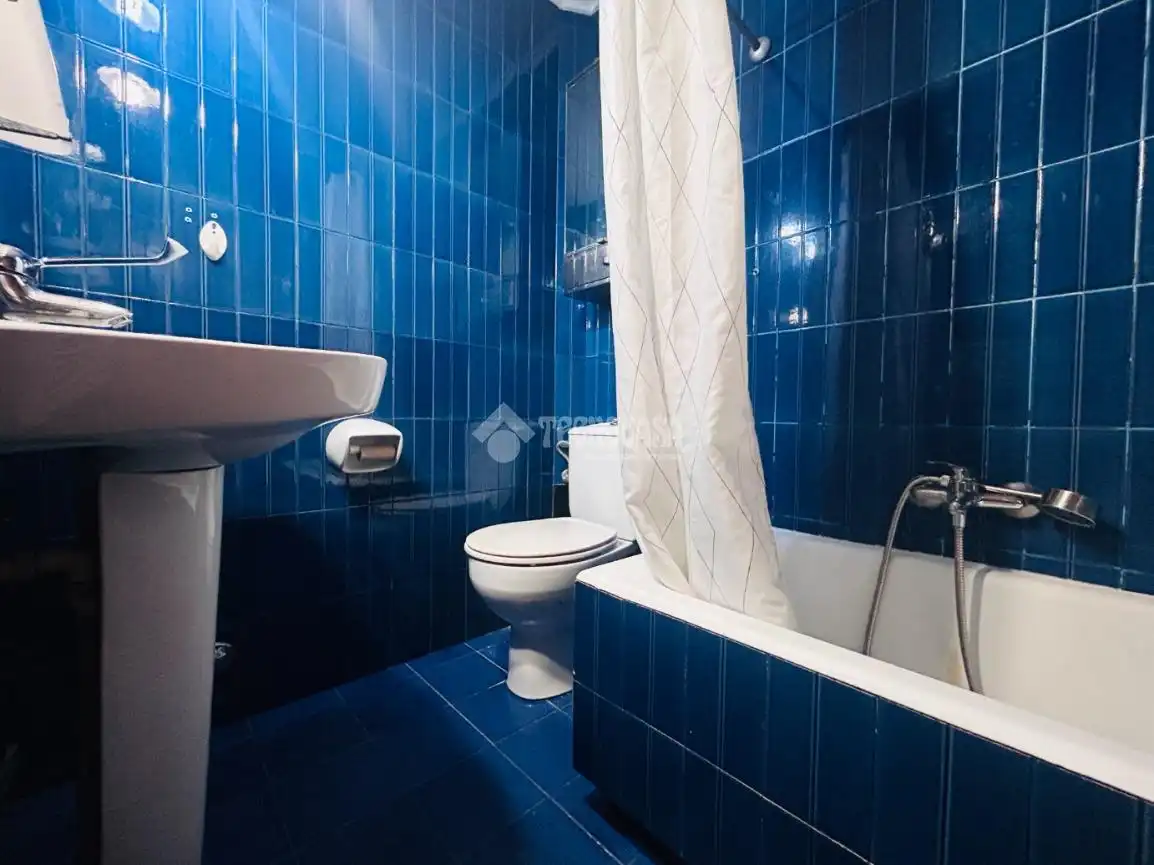 Baño de Piso en venta en Bilbao  con Parquet