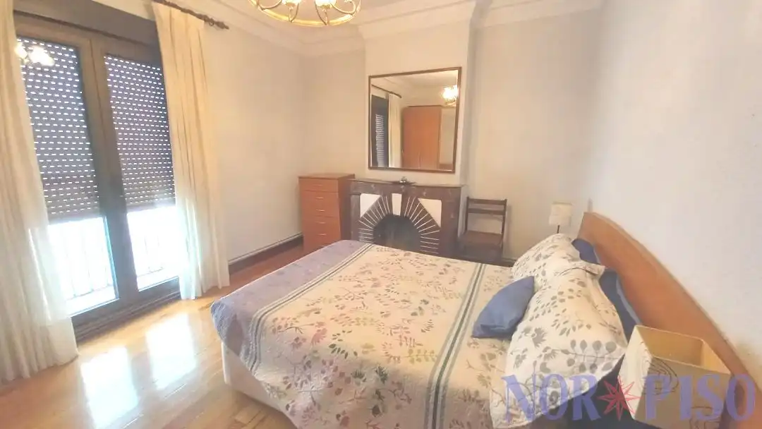 Bedroom of Flat for rent in Bilbao   with Heating, Furnished and Balcony