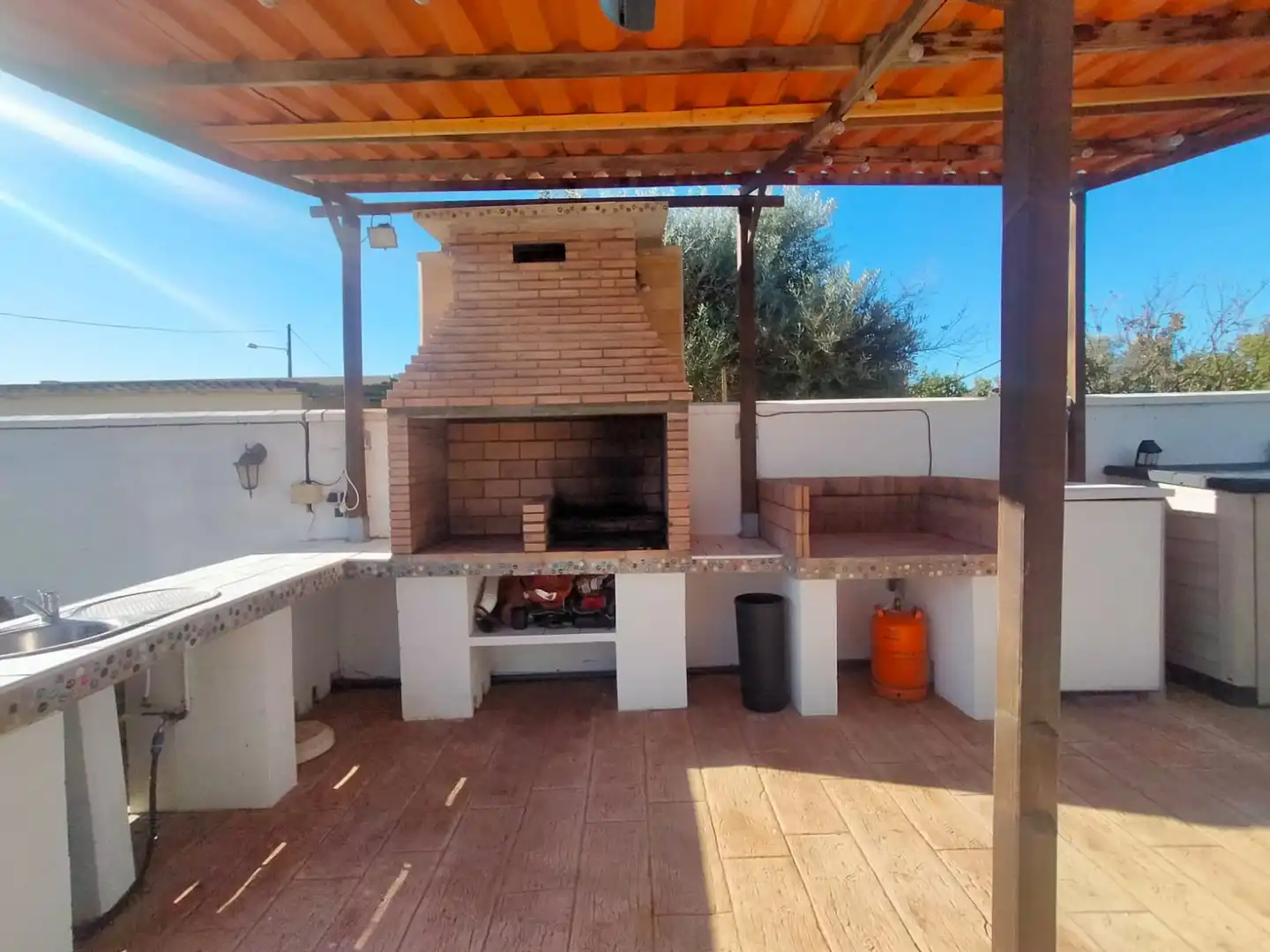 Terrassa de Casa o xalet en venda en El Puerto de Santa María amb Aire condicionat, Jardí privat i Terrassa