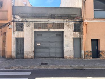 Nave industrielle à vendre à Carrer del Doctor Torras i Bages 153