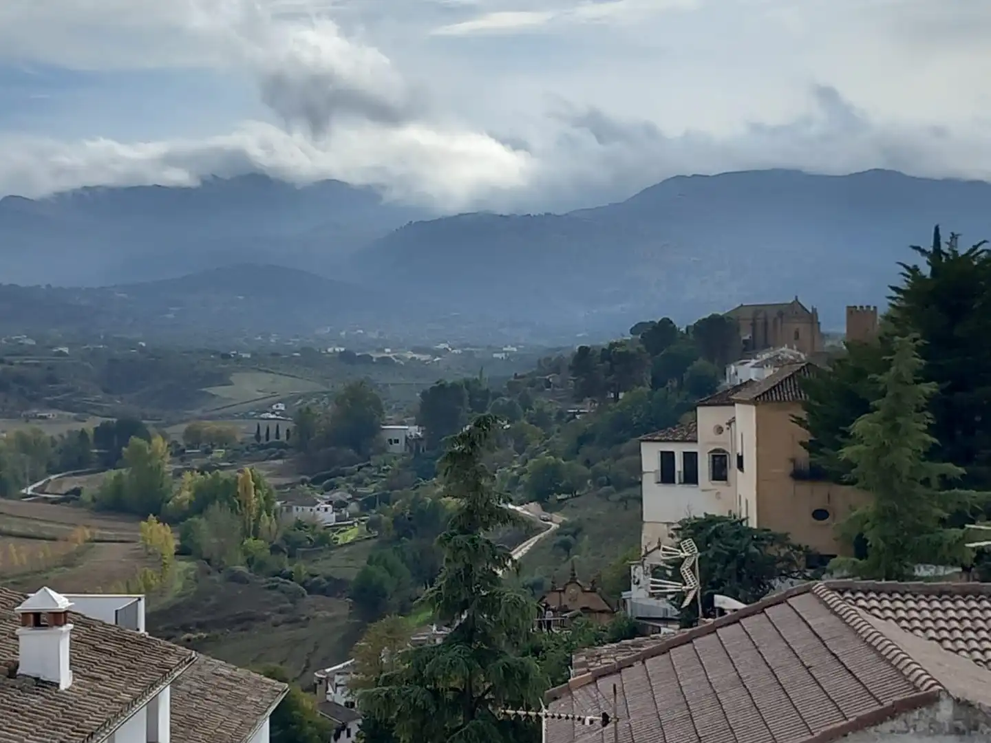 Vista exterior de Casa o xalet en venda en Ronda amb Aire condicionat, Calefacció i Terrassa