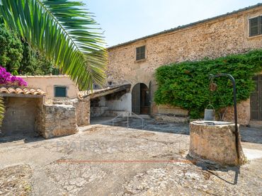 Landhaus mit Pool zum Verkauf in Pollença Poble