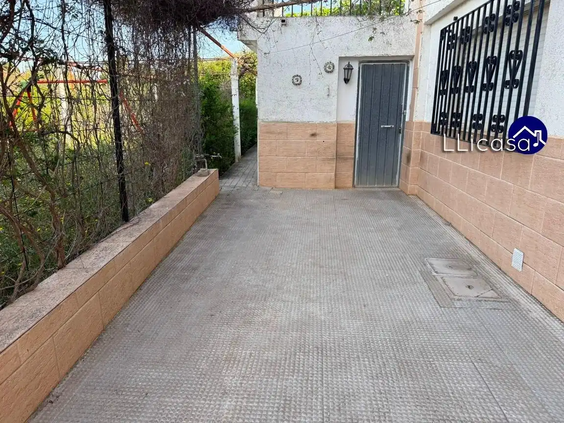 Parking de Casa o chalet en venta en Llíria con Jardín privado, Terraza y Trastero