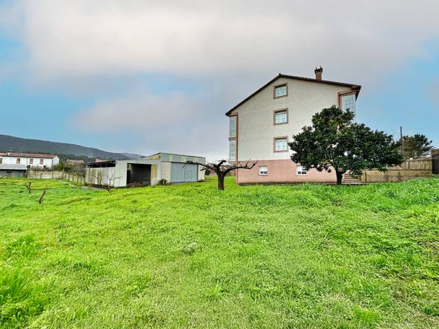 Casa-chalet en Venta en Lugar Tarroeira en Valga