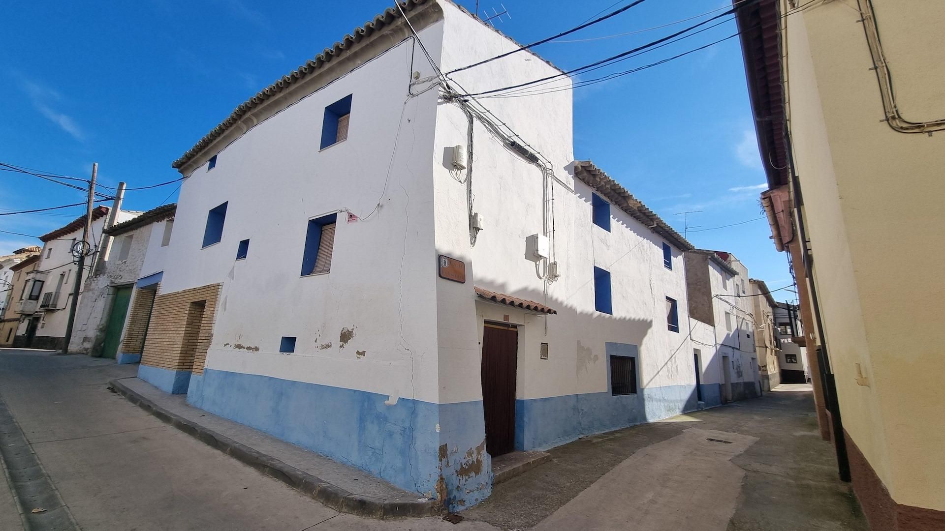 Vista exterior de Casa o xalet en venda en Bardallur amb Jardí privat, Terrassa i Traster