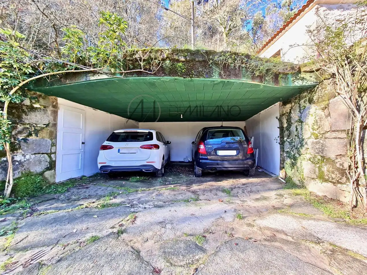 Parkplatz von Country house zum Verkauf in Gondomar mit Heizung, Privatgarten und Terrasse