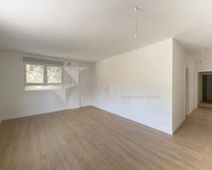 Bedroom of Flat for sale in Burgos Capital  with Heating, Parquet flooring and Terrace