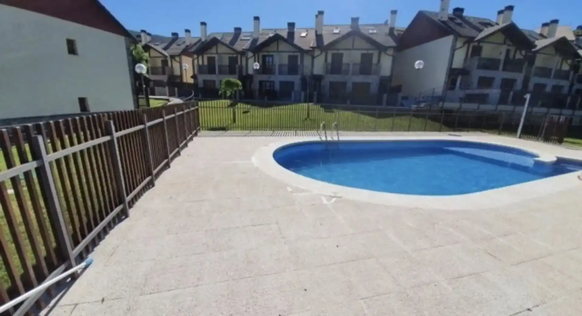 Piscina de Casa o chalet en venta en Castiello de Jaca, Huesca