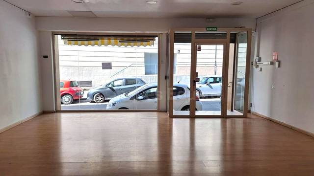 Local comercial en Alquiler en Nucli Urbà