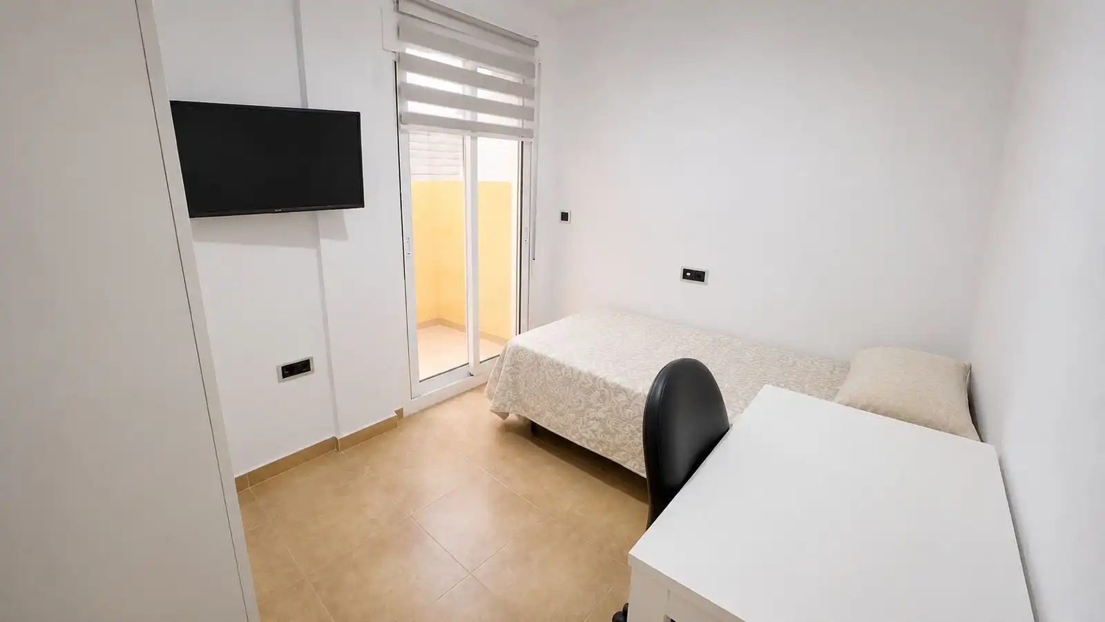 Dormitori de Apartament en venda en Águilas amb Jardí privat i Piscina comunitària