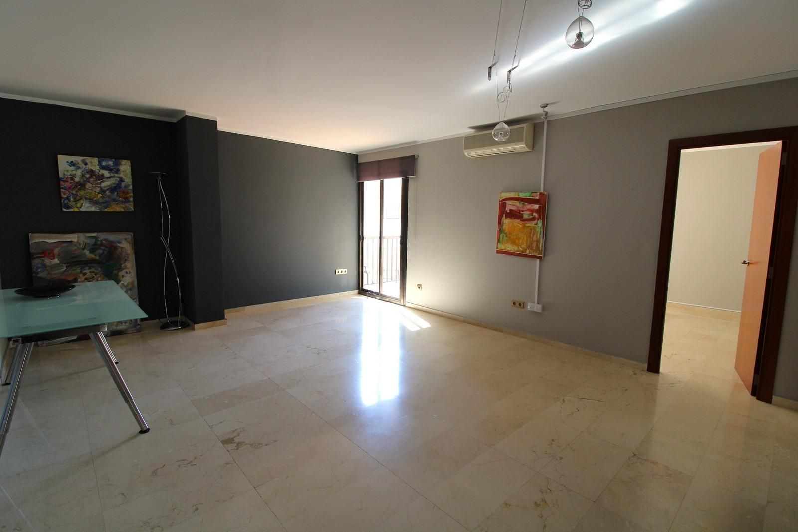 Office for sale in  Palma de Mallorca  with Air Conditioner, Heating and Terrace
