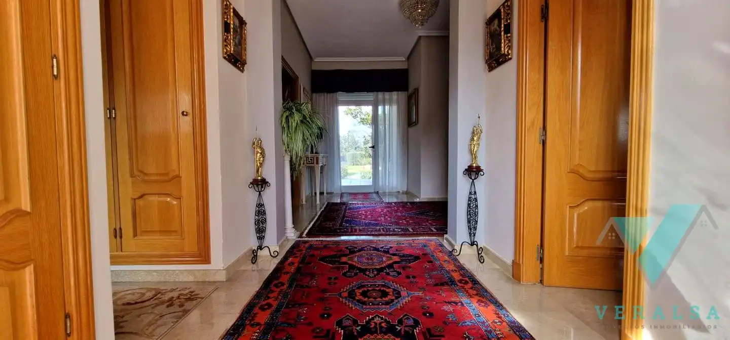 Casa o xalet en venda a Del Bonsái, Prado Norte