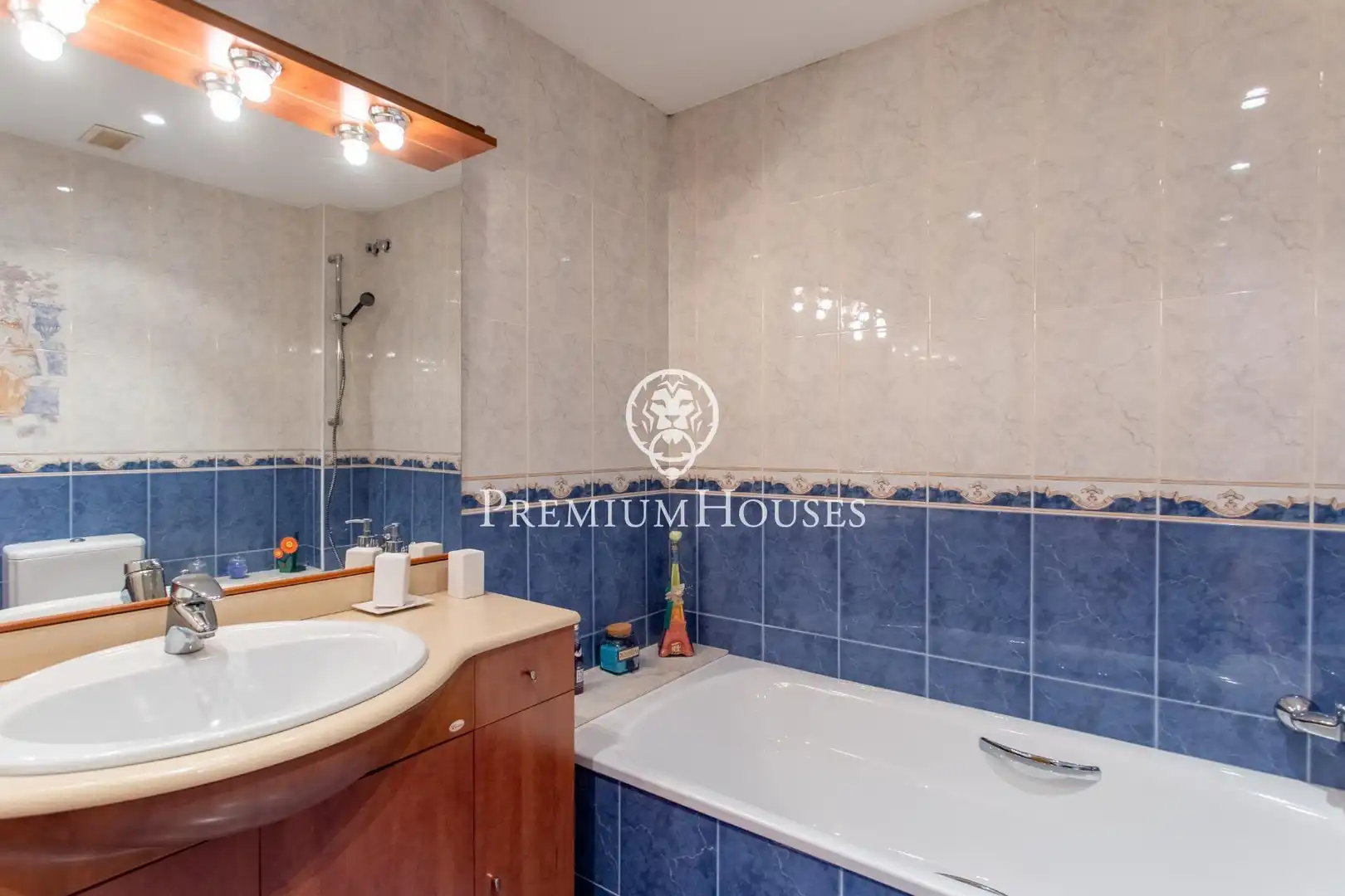 Baño de Casa o chalet en venta en Mataró con Aire acondicionado, Calefacción y Jardín privado