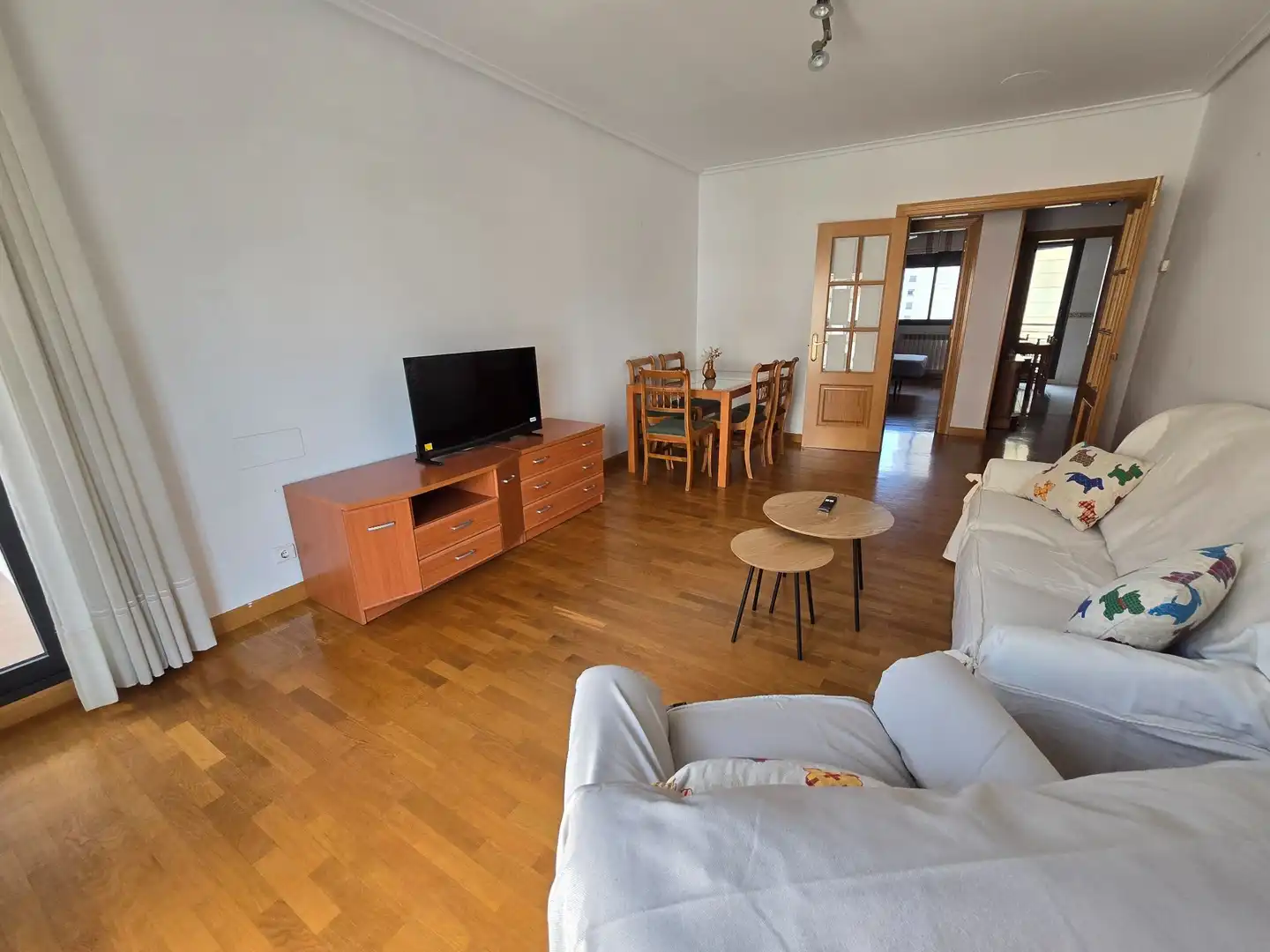 Sala de estar de Piso de alquiler en  Logroño con Calefacción, Terraza y Trastero