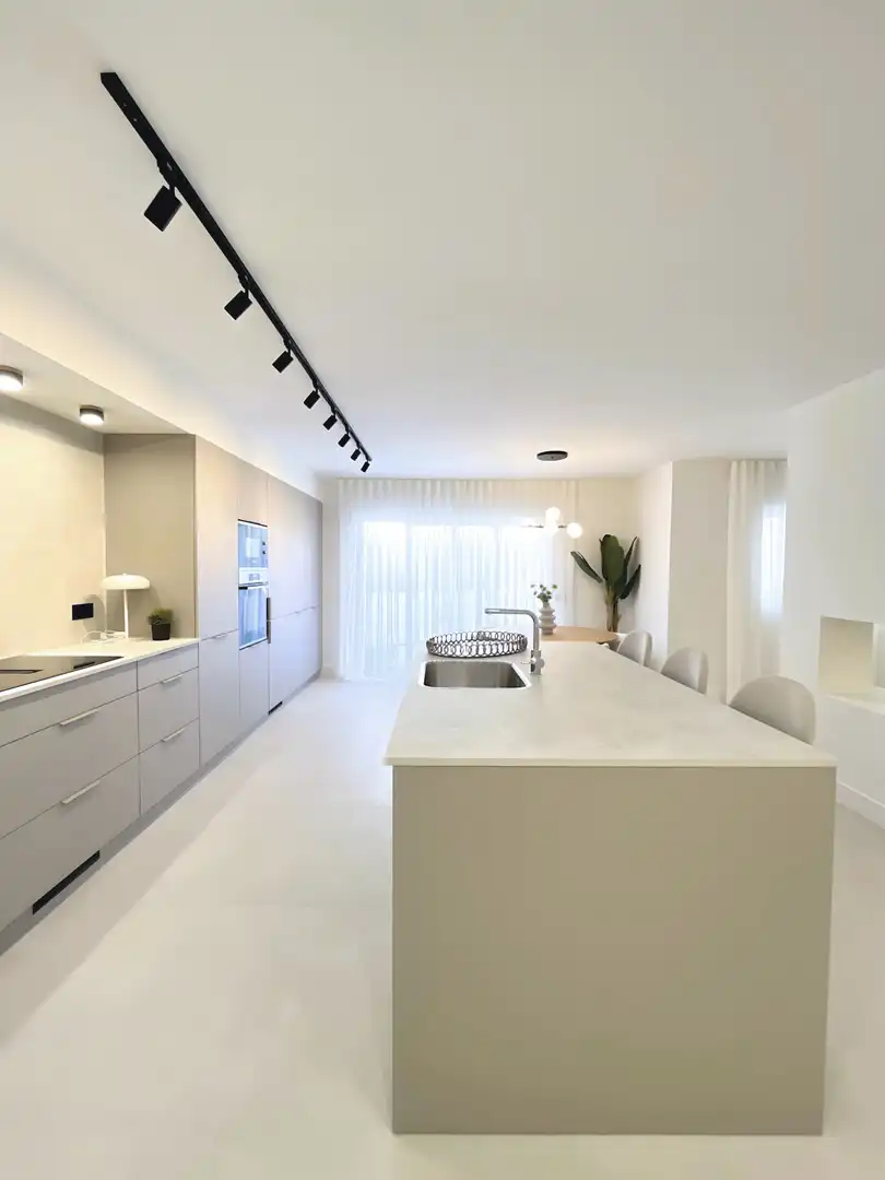 Wohnung mit Pool zum Verkauf in Nueva Andalucía, imagen 9