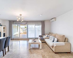 Sala d'estar de Casa o xalet en venda en El Ejido amb Aire condicionat, Terrassa i Balcó