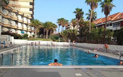 Piscina de Apartament en venda en Arona amb Terrassa, Balcó i Alarma
