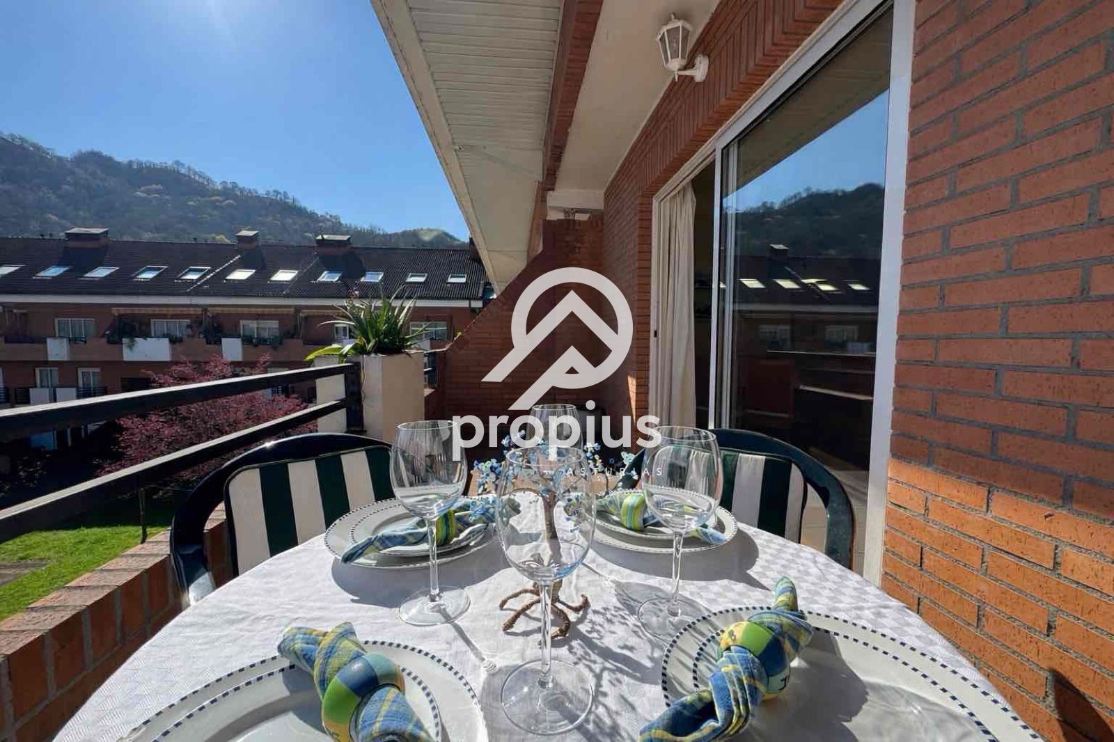 Terrassa de Dúplex en venda en Morcín amb Calefacció, Parquet i Terrassa