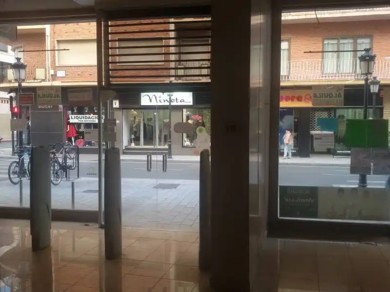 Locale commerciale in affitto a Centro, imagen 4