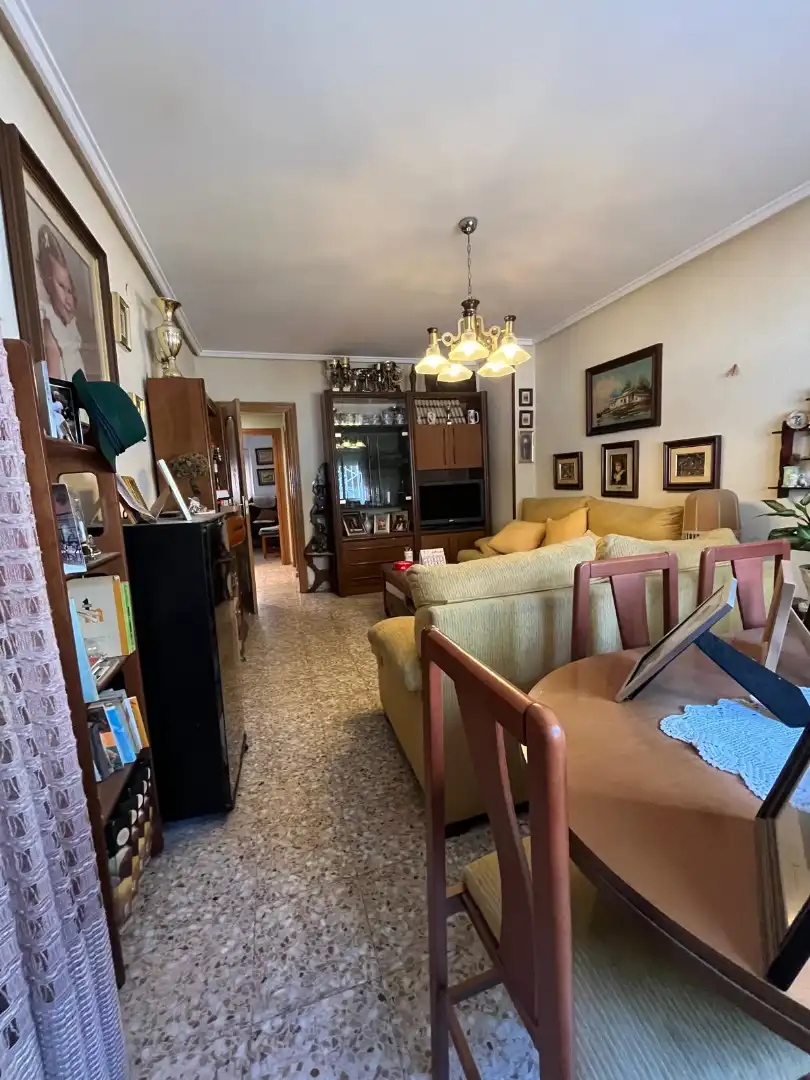 Living room of Flat for sale in Elda  with Air Conditioner and Furnished
