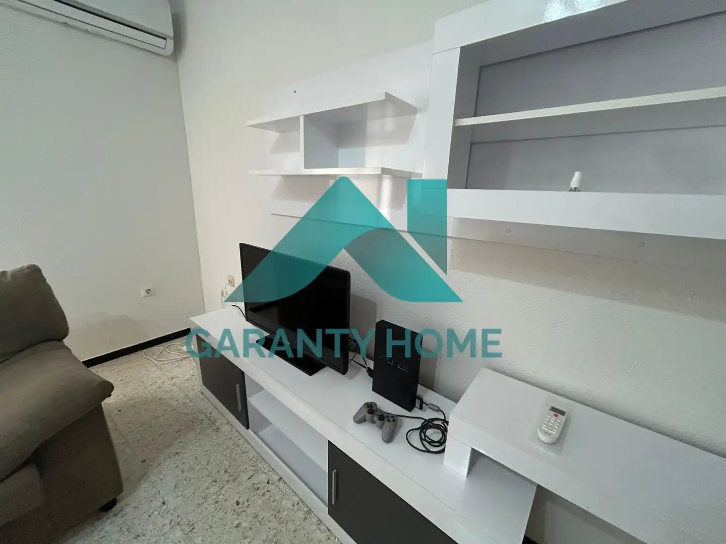 Flat for rent in Casco Antiguo