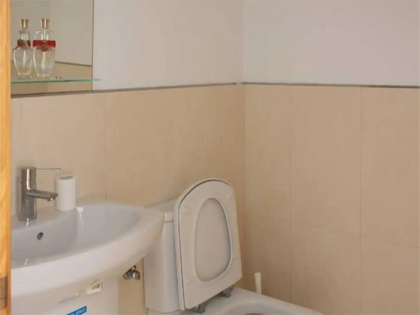 Bany de Pis en venda en A Baña   amb Jardí privat, Parquet i Moblat