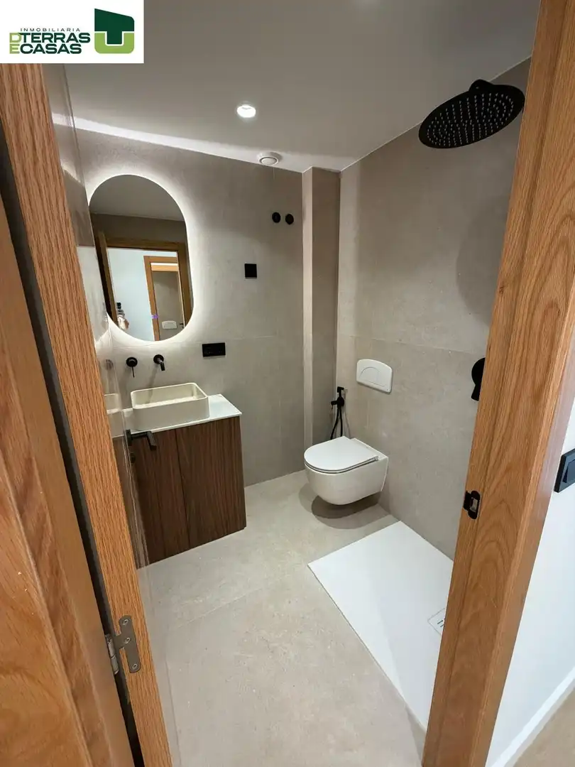 Badezimmer von Wohnung zum Verkauf in A Illa de Arousa 