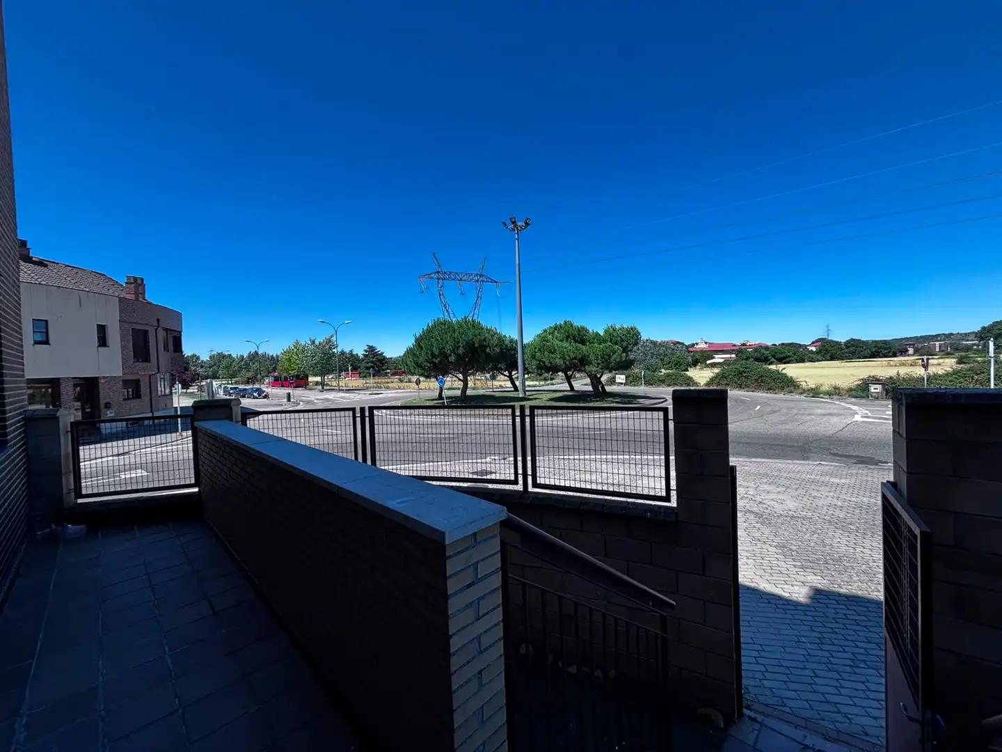 Terrasse von Einfamilien-Reihenhaus zum Verkauf in Burgos mit Heizung, Terrasse und Abstellraum