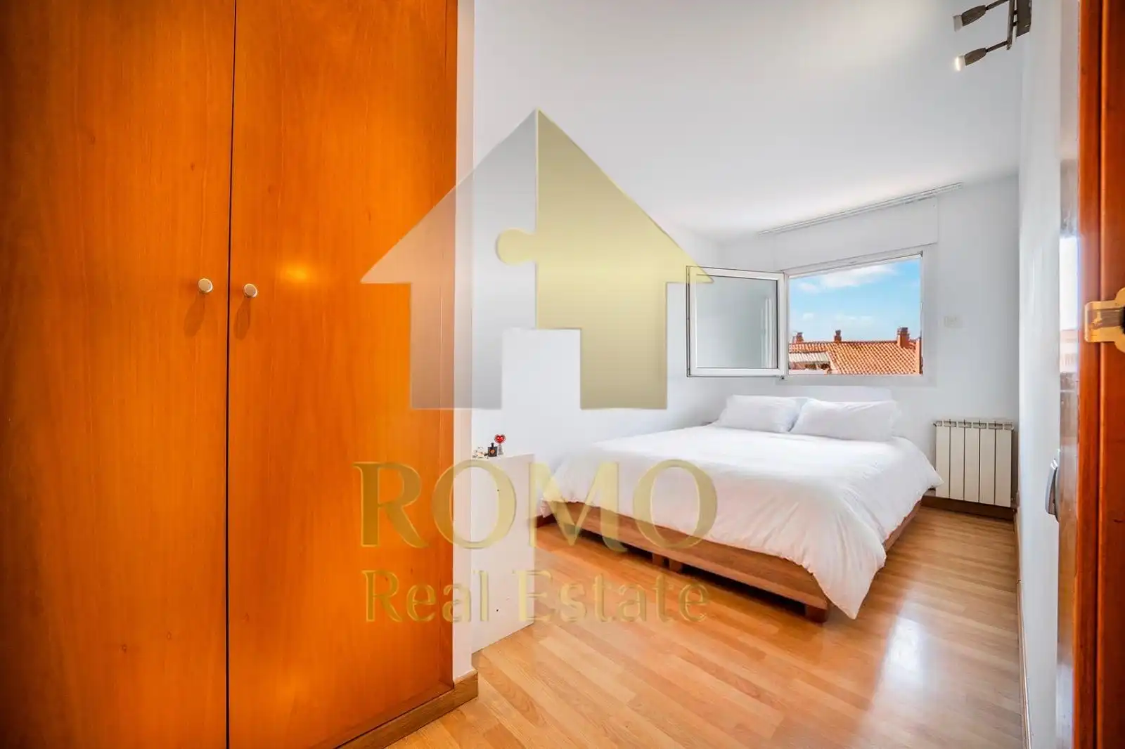 Flat with terrace for sale in Santa Perpètua de Mogoda, imagen 8